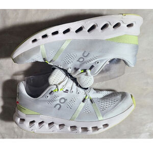 On Cloudsurfer Women’s Size 7